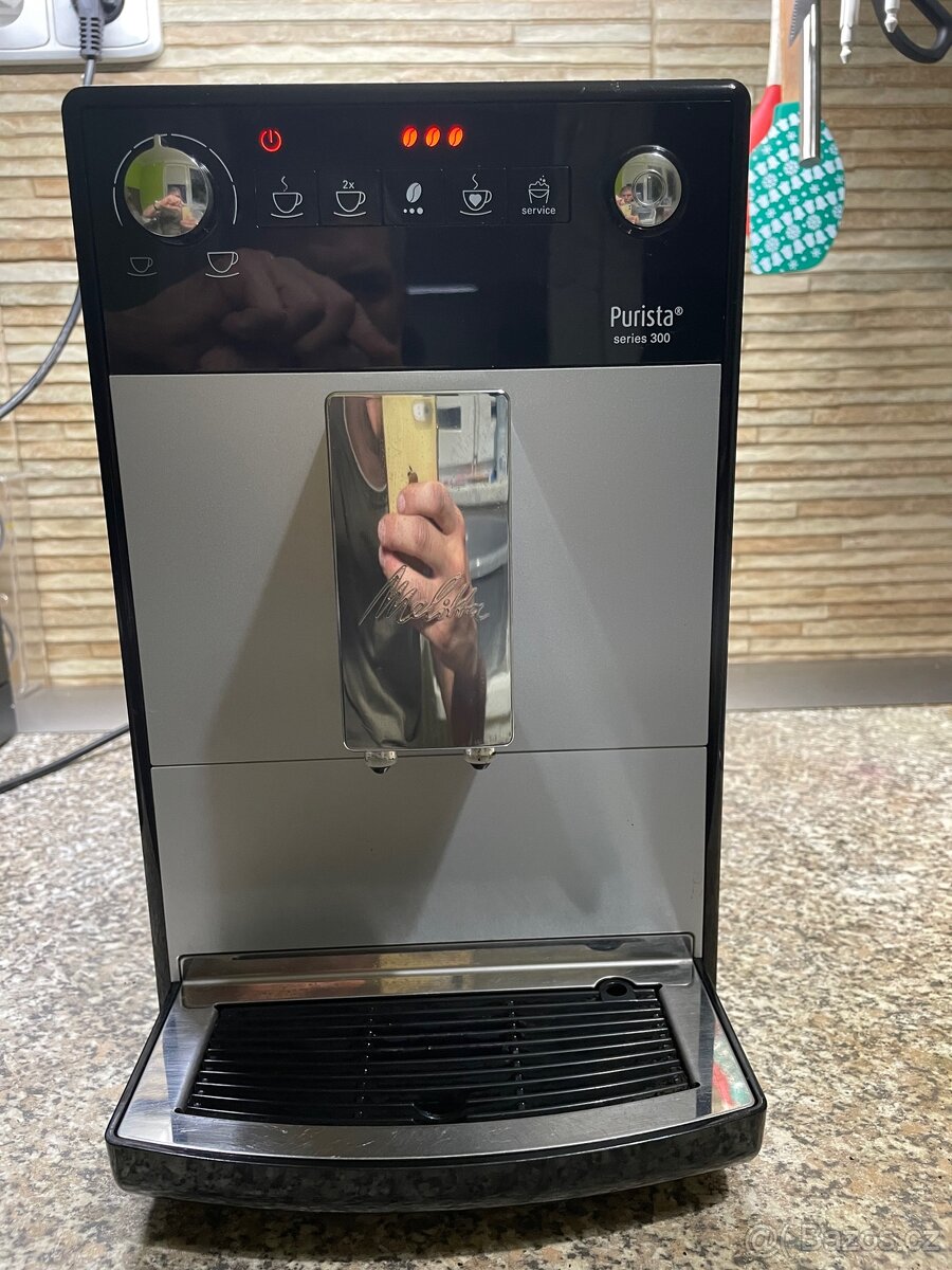 Melitta Solo – automatický kávovar v dobrém stavu