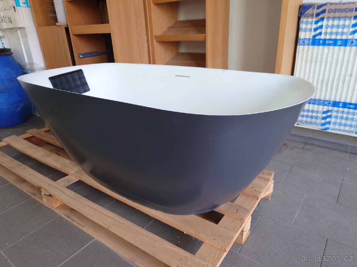 Mramorová vana Riho Bilbao 170x80