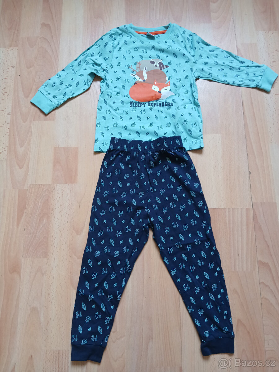 dětské pyžamo vel. 92