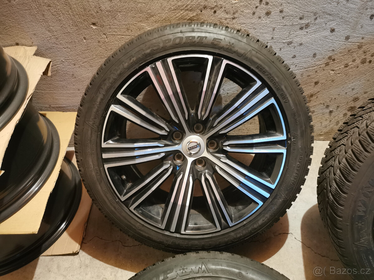 Volvo S60 / V60 - orig. 18" zimná sada DOT 23 6+ mm