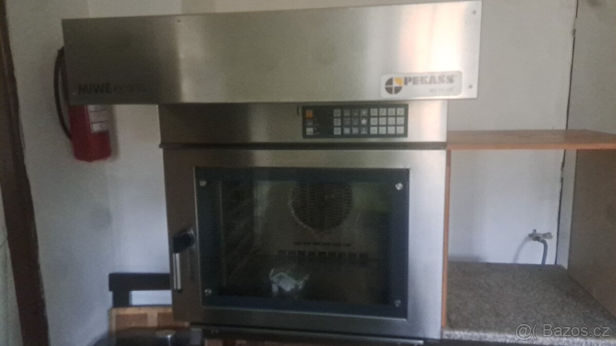 Horkovzdušná pec Miwe Econo