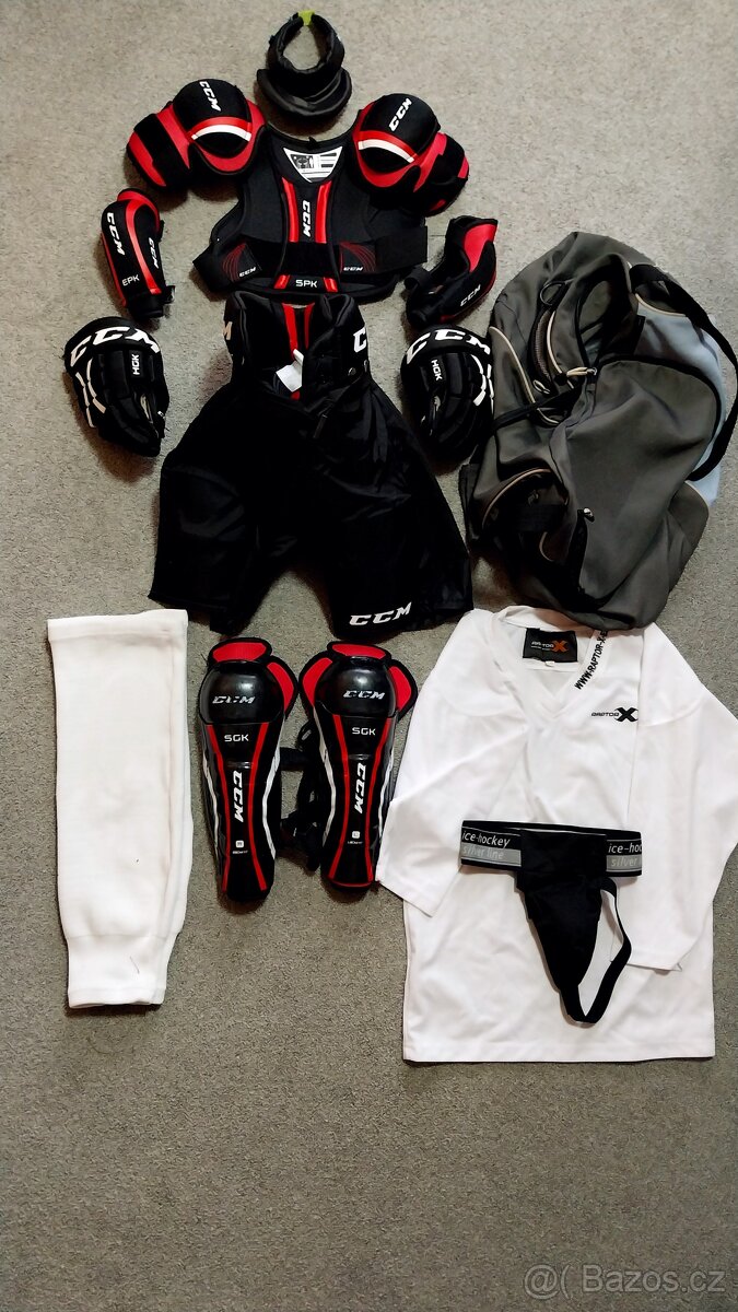 Hokejová výstroj vel.134-145 cm nová