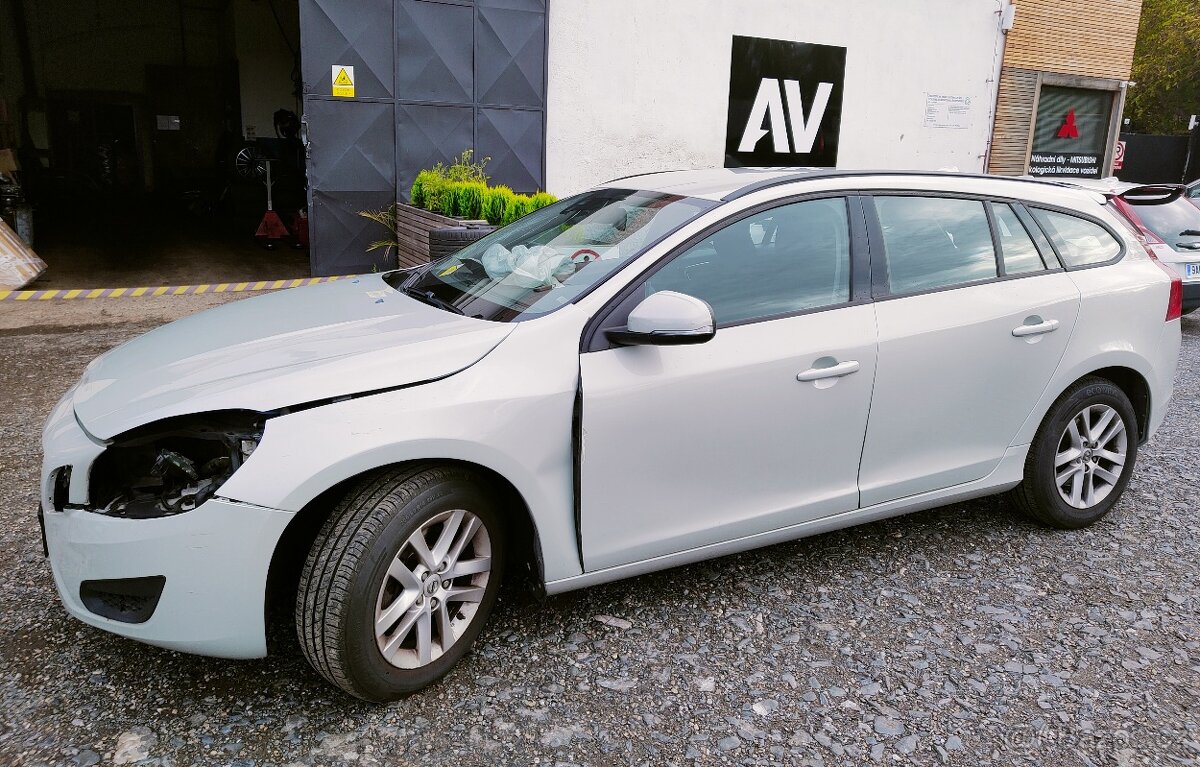 Volvo V60 D2 84kw - Náhradní díly