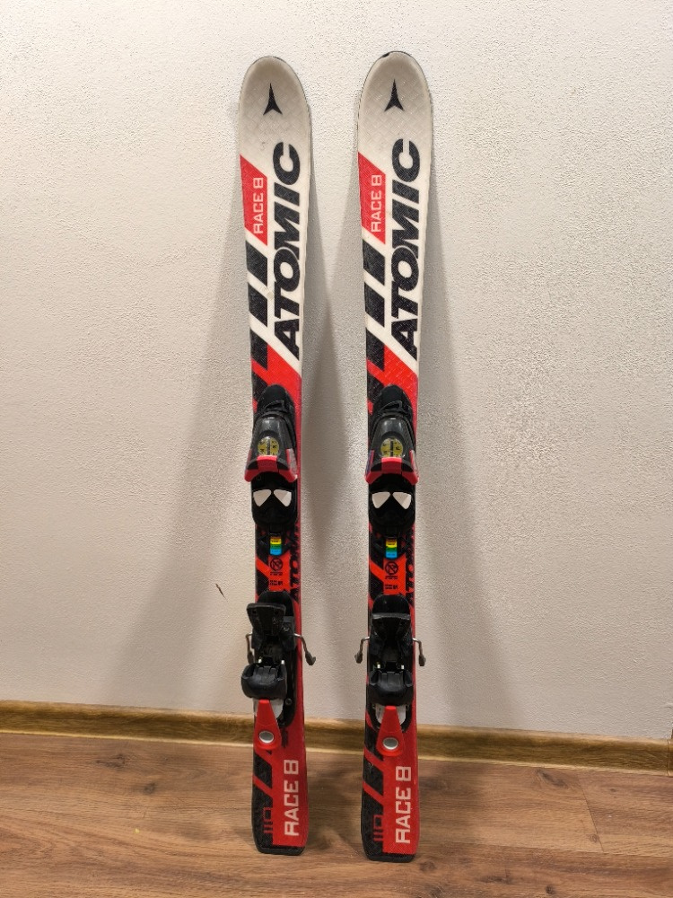 Dětské sjezdové lyže