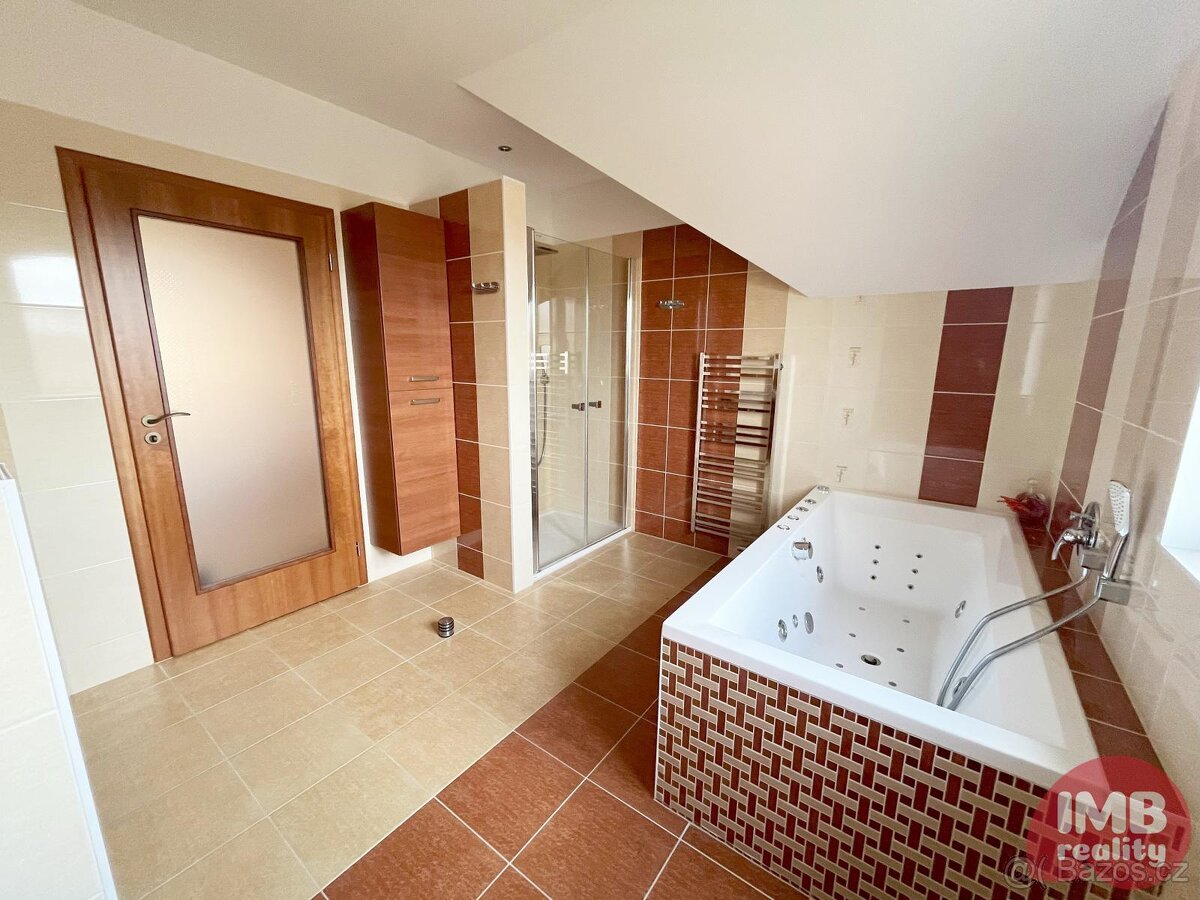 Prodej rod. domu 5+1, Štěříkova louka, Chodov