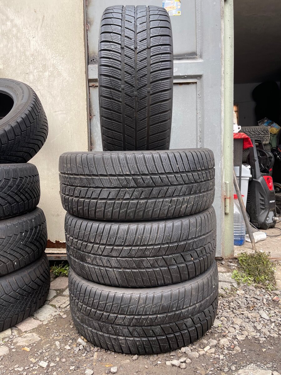 Zimní pneu 225/45/17 Barum Dot 19