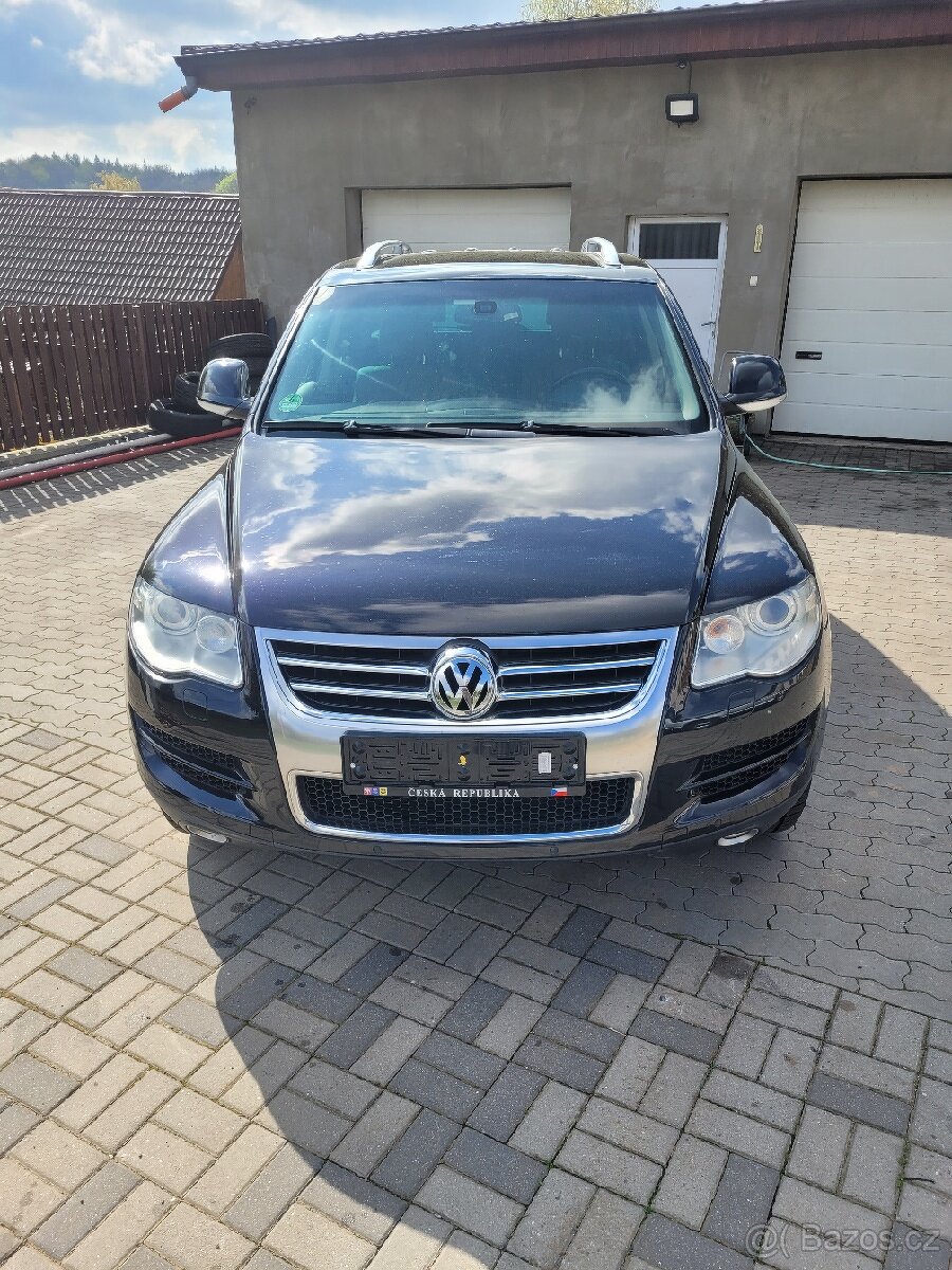 Volkswagen Touareg, 3.0 TDI V6 MĚCHY XENONY KŮŽE