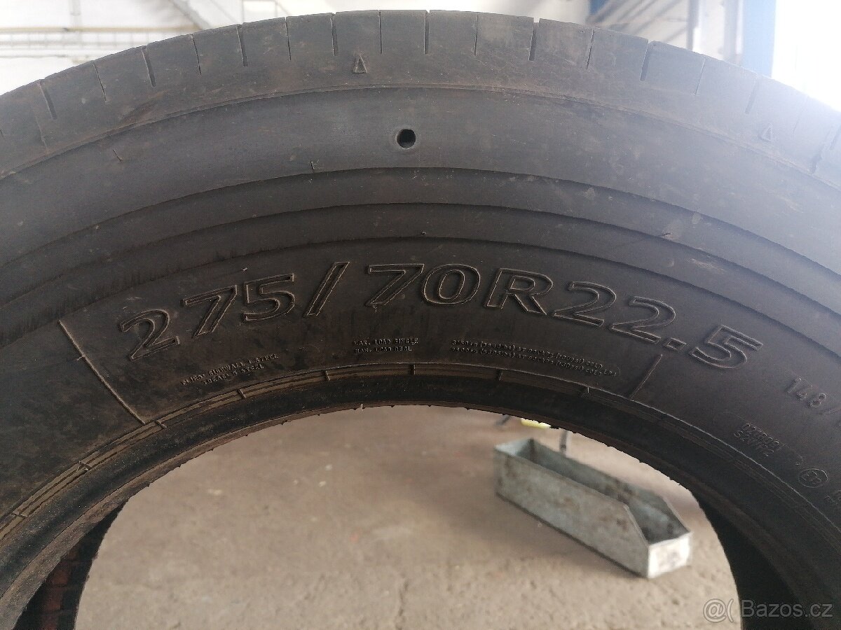 Prodám pneumatiky sava 275/70R22,5
