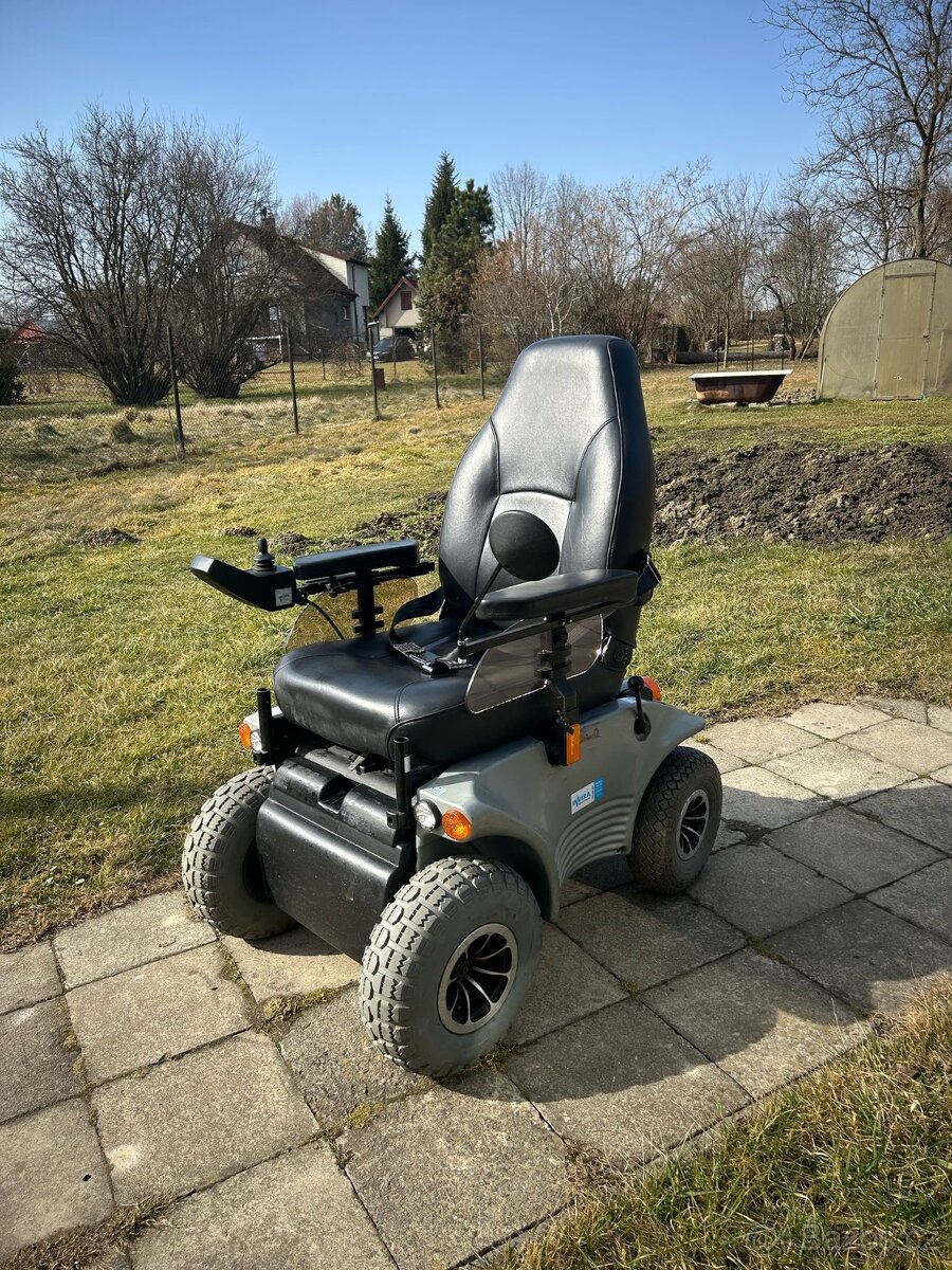 Elektrický invalidní vozík Meyra Optimus 2