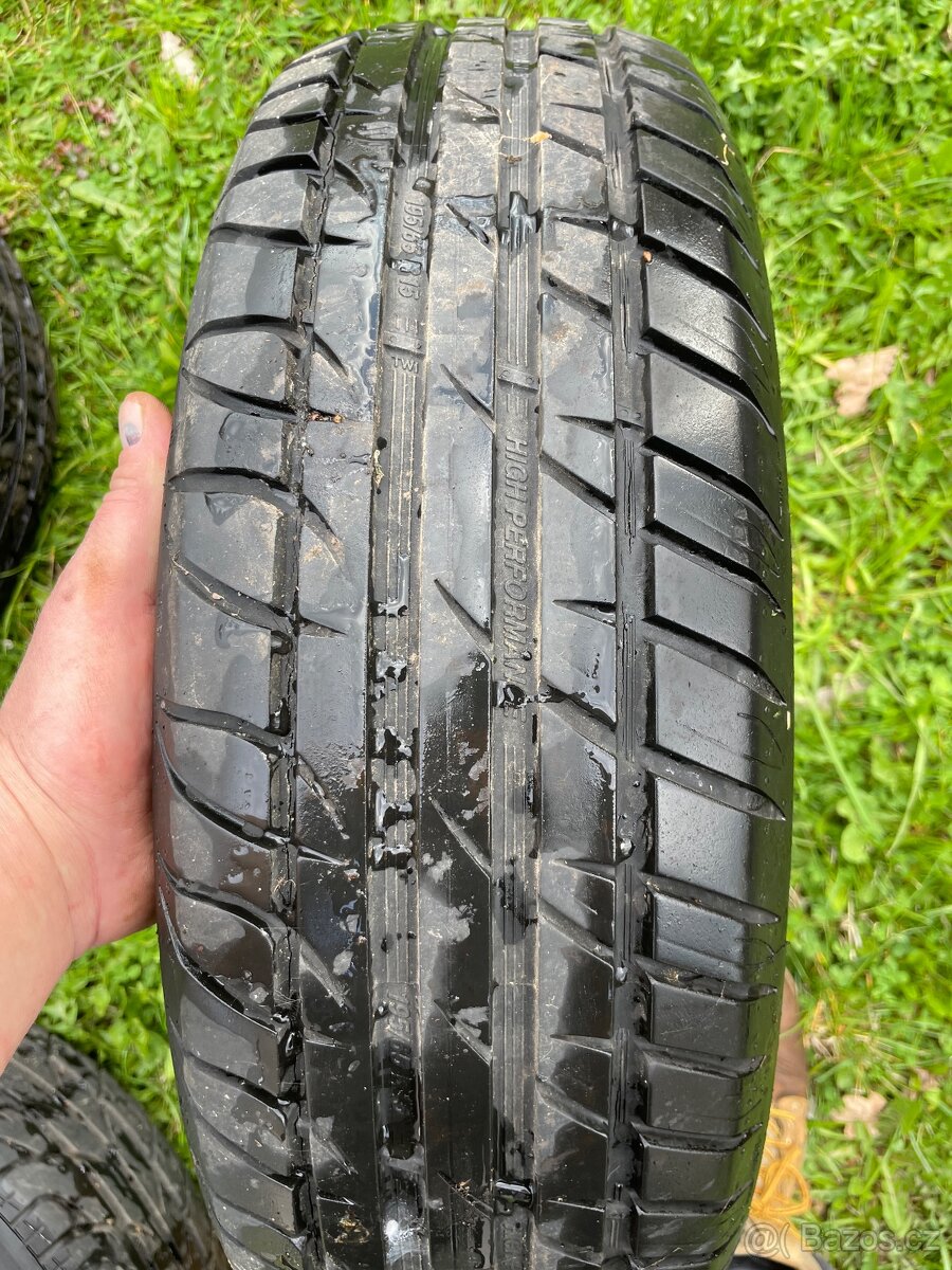 Letni pneu 195/65 R15 91v