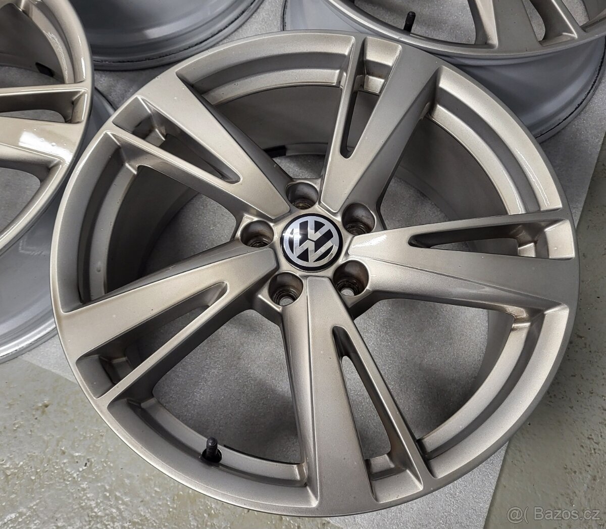 Originál 19" Audi A3 S3 RS3 5x112 VW Škoda