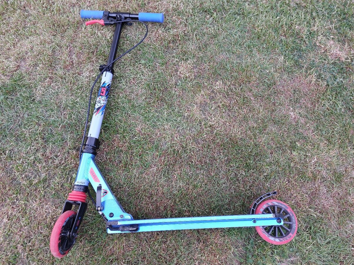 Koloběžka, 2xstan, florbalová hokejka Wooloc Force 3.2, 75cm
