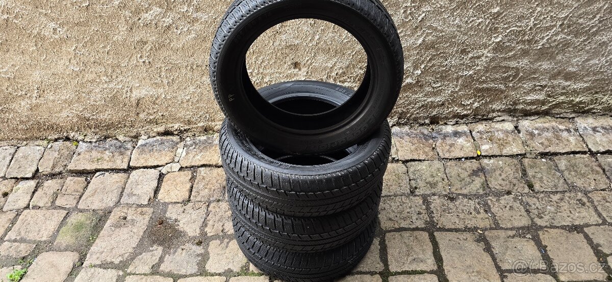 205/50/16 BFGoodrich - zimní - pošlu poštou 845.