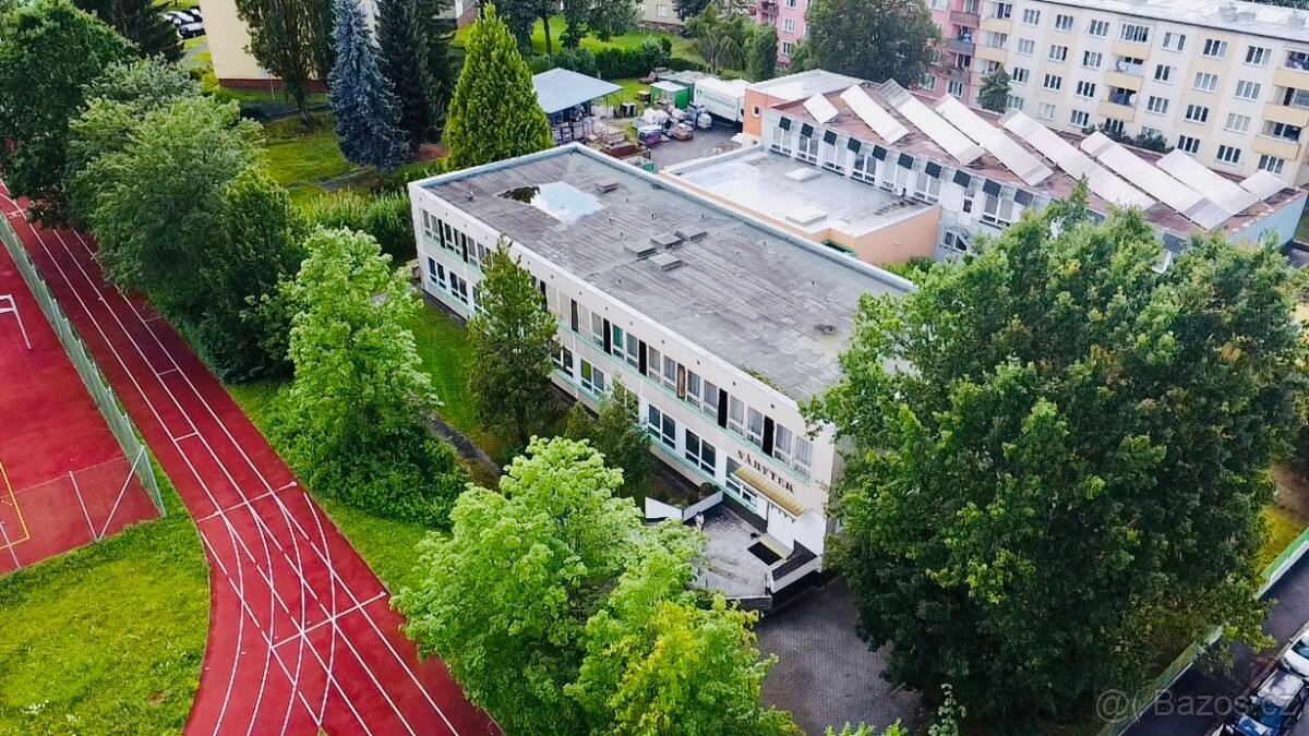 Prodej komercni budovy v Chebu