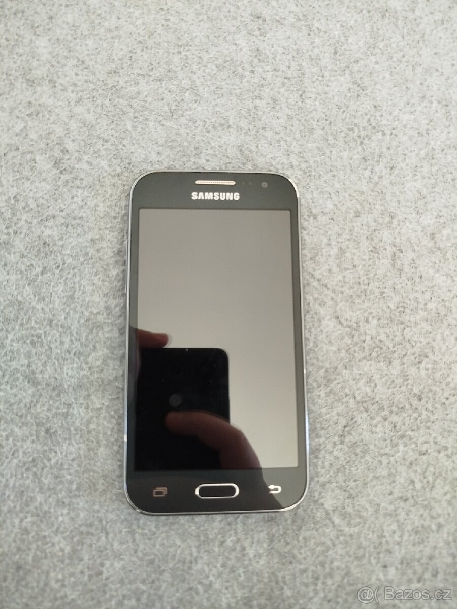 Samsung Galaxy Core Prime G360 LTE O2 šedý