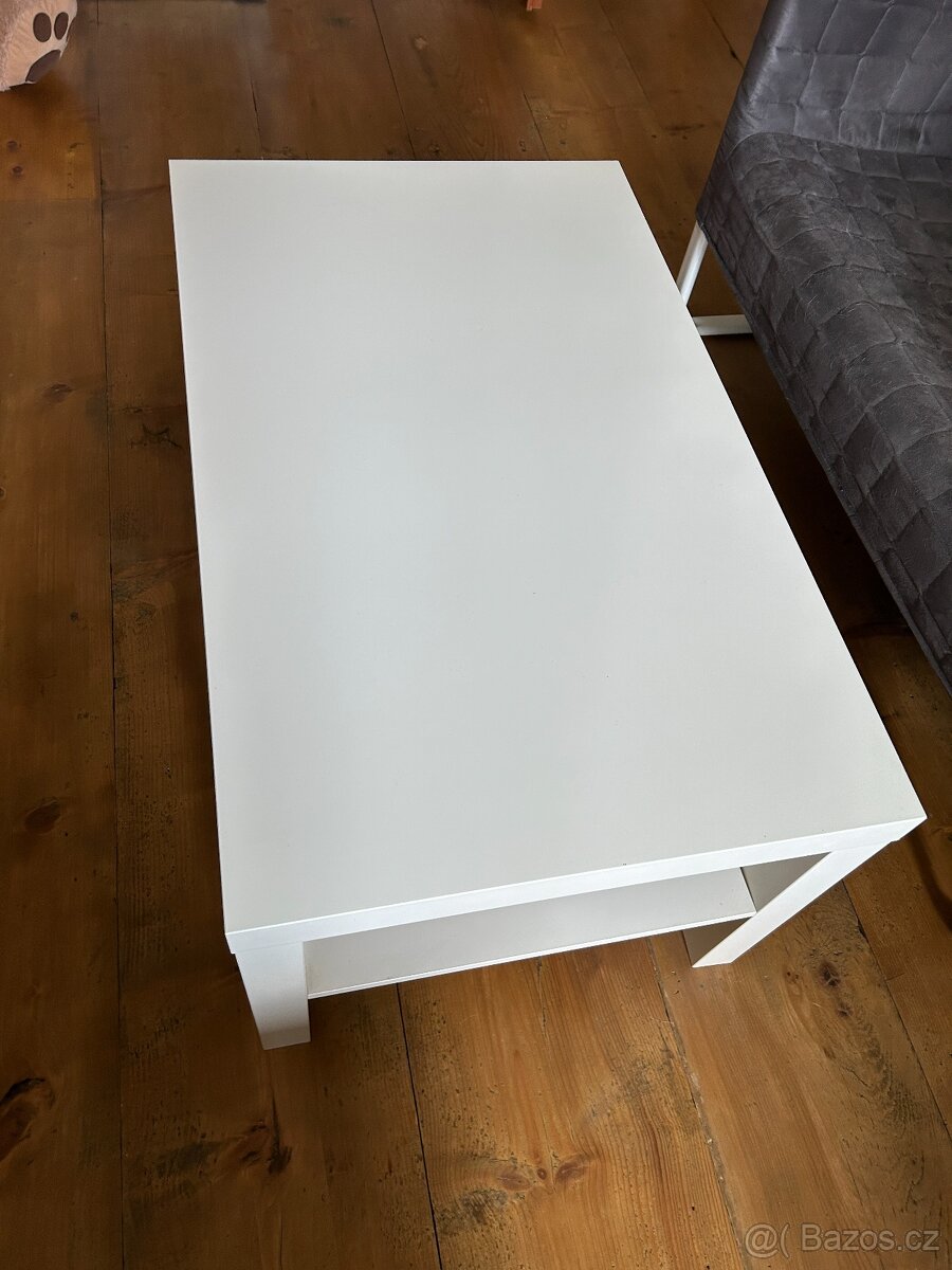 Konferenční stolek IKEA Lack bílý
