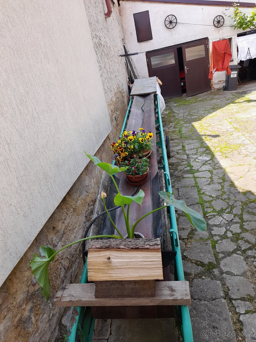 Pásový dopravník
