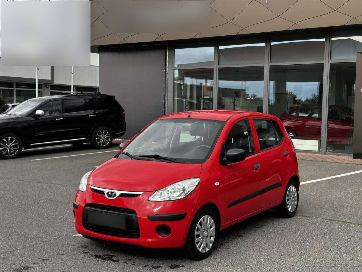 Hyundai i10 1,1 klimatizace,el.okna,2xklíč (2010)