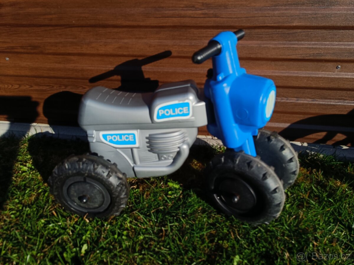 Odrážecí motorka