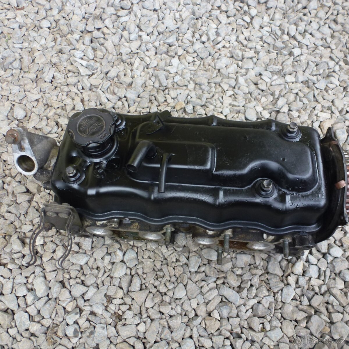 Suzuki Samurai 1,3 vstřikování hlava válcu