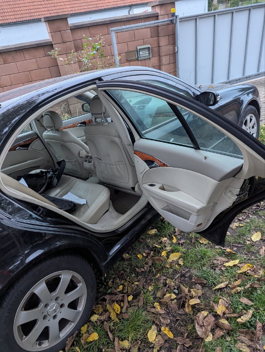 Mercedes benz e211 w320