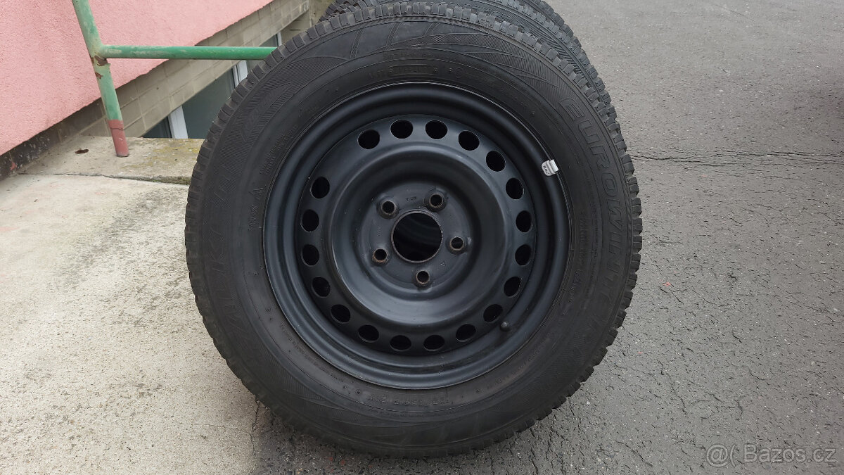 Zánovní zimní kola 15" 5x114,3 Hyundai i30 II.
