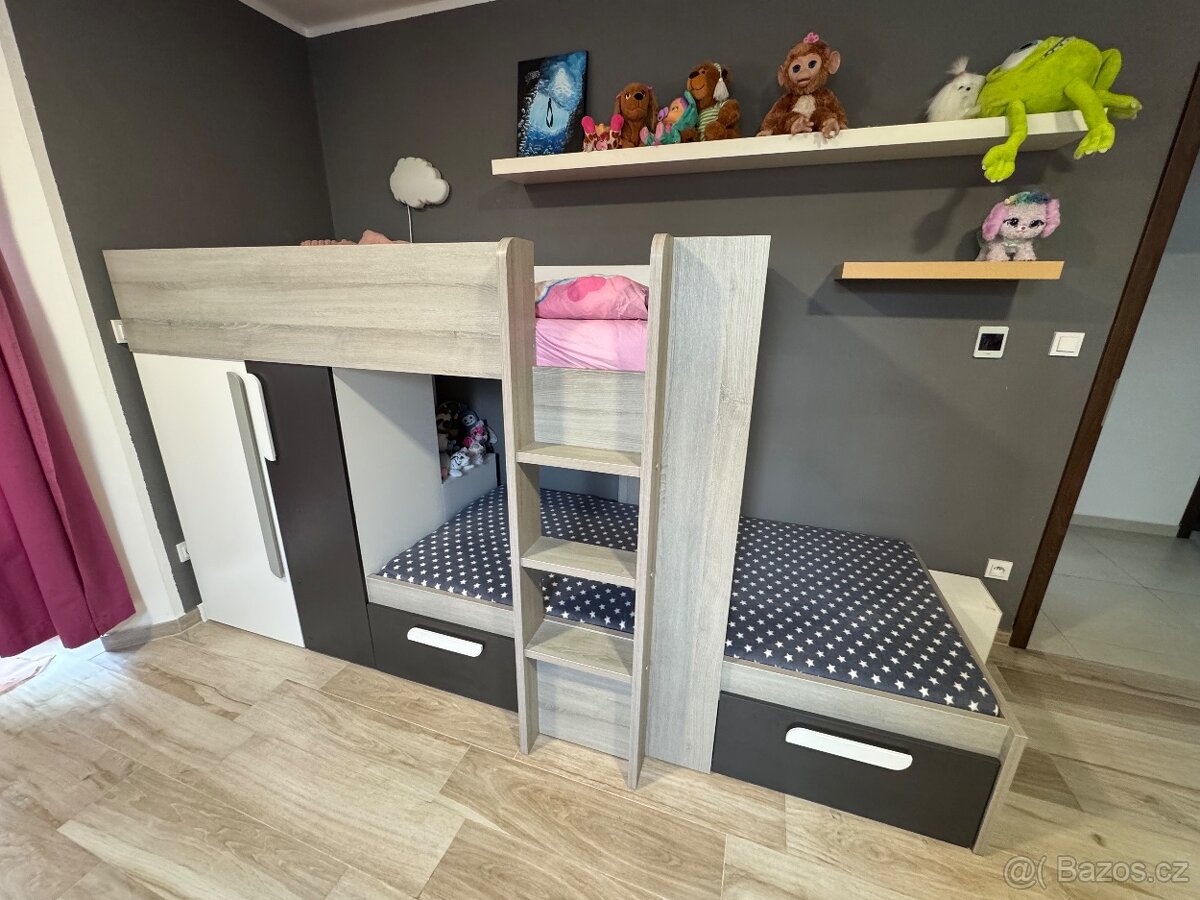 Dětská patrová postel