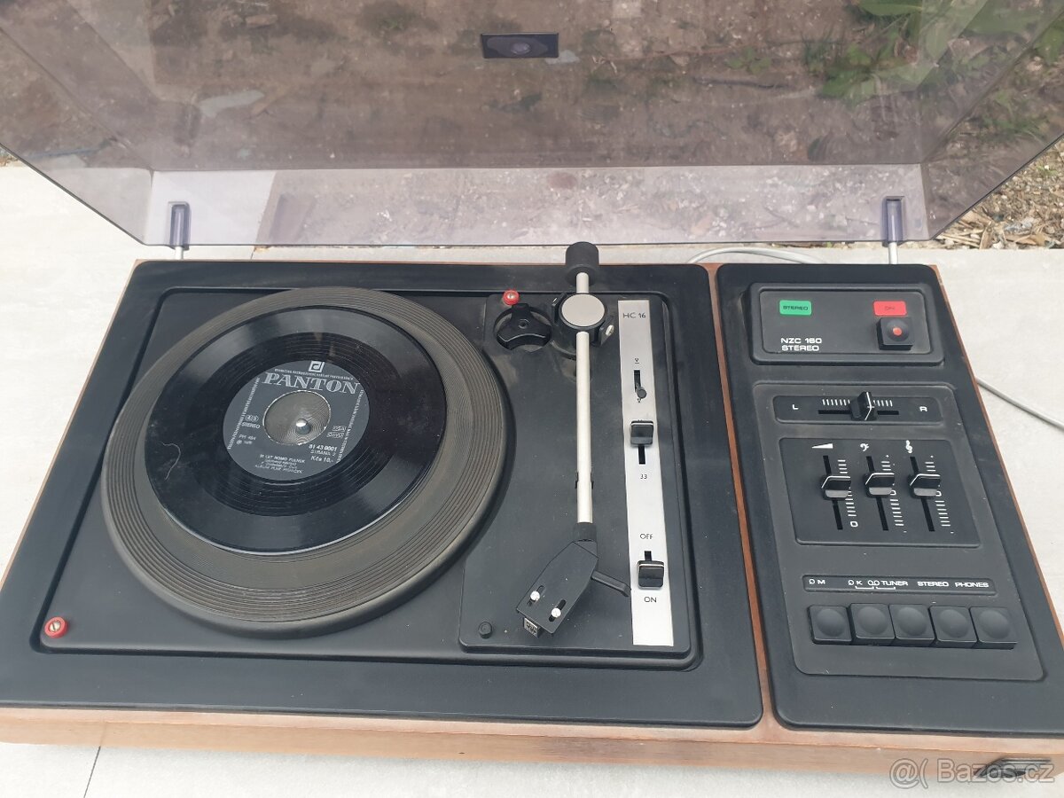 gramofon  tesla  nzc 160