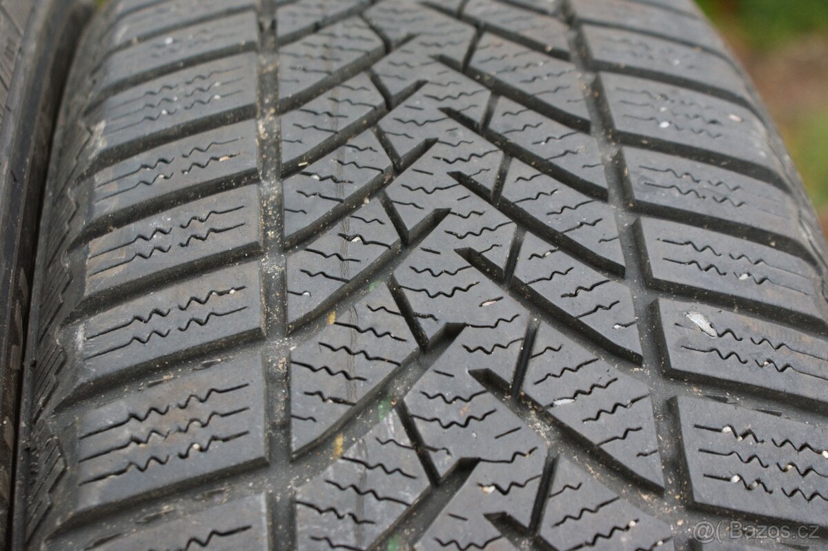 2ks zimni pneu Semperit Speed Grip 3 185/55 R15 86H