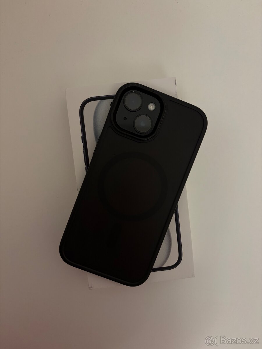 Prodám černý iPhone 15 – 128 GB