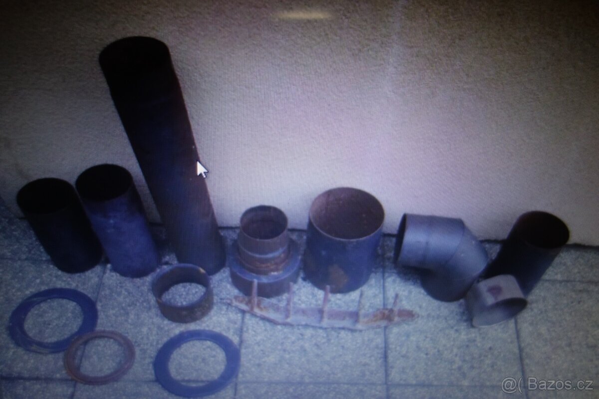 KOUŘOVODY ROURY REDUKCE viz.foto (ke kamna )