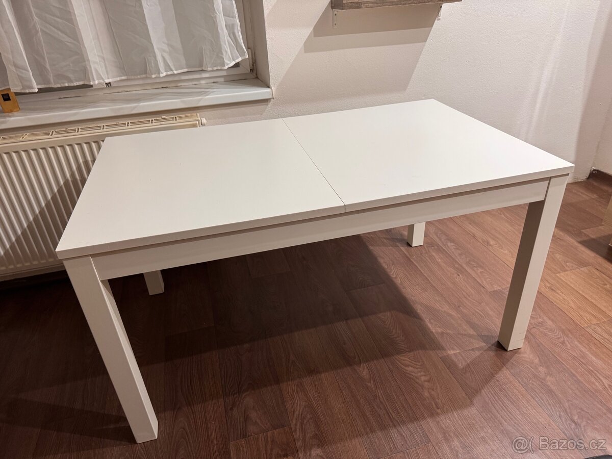 bílý kuchyňský stůl IKEA BJURSTA model 21198