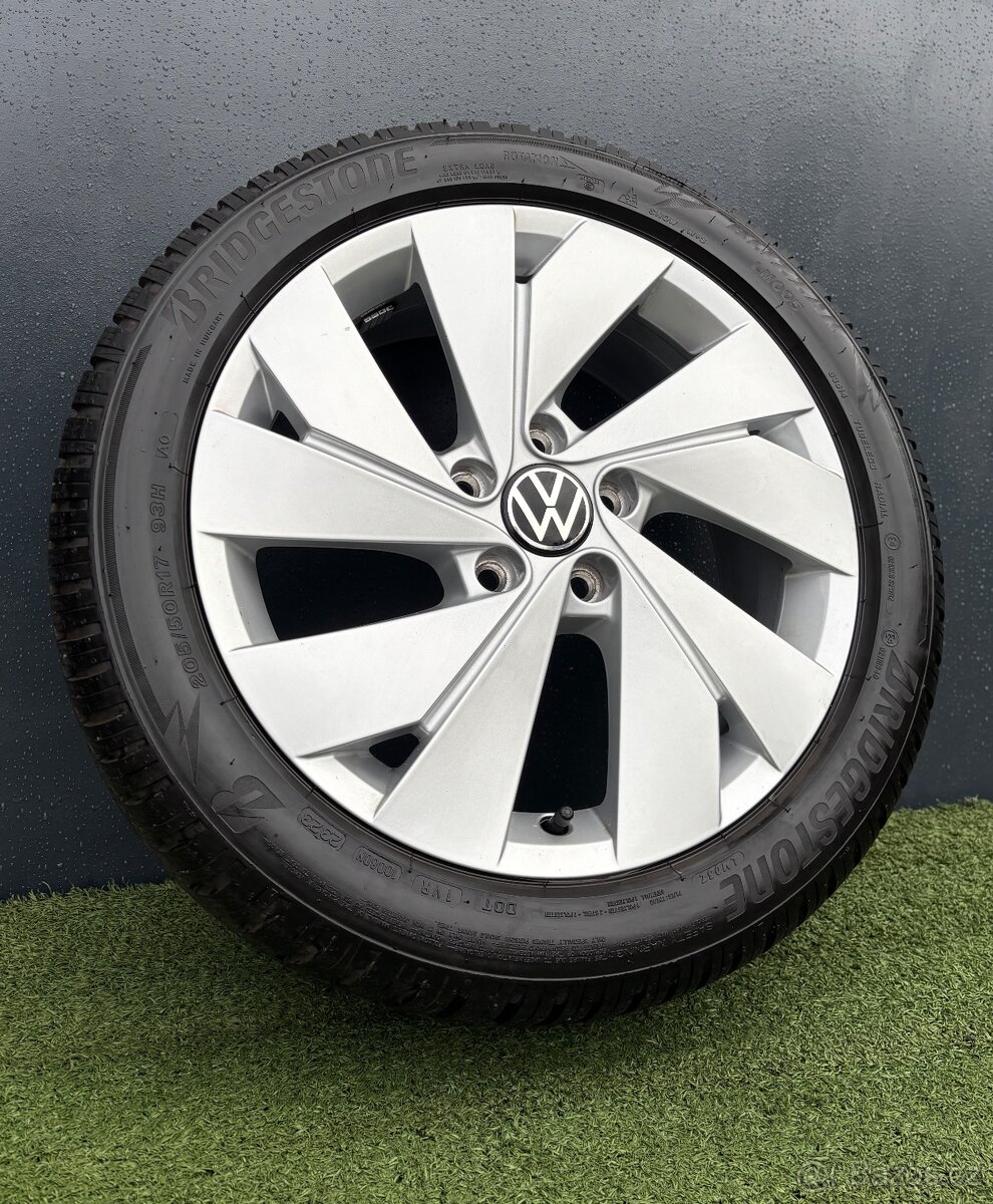 Originální Alu kola VW Golf R17