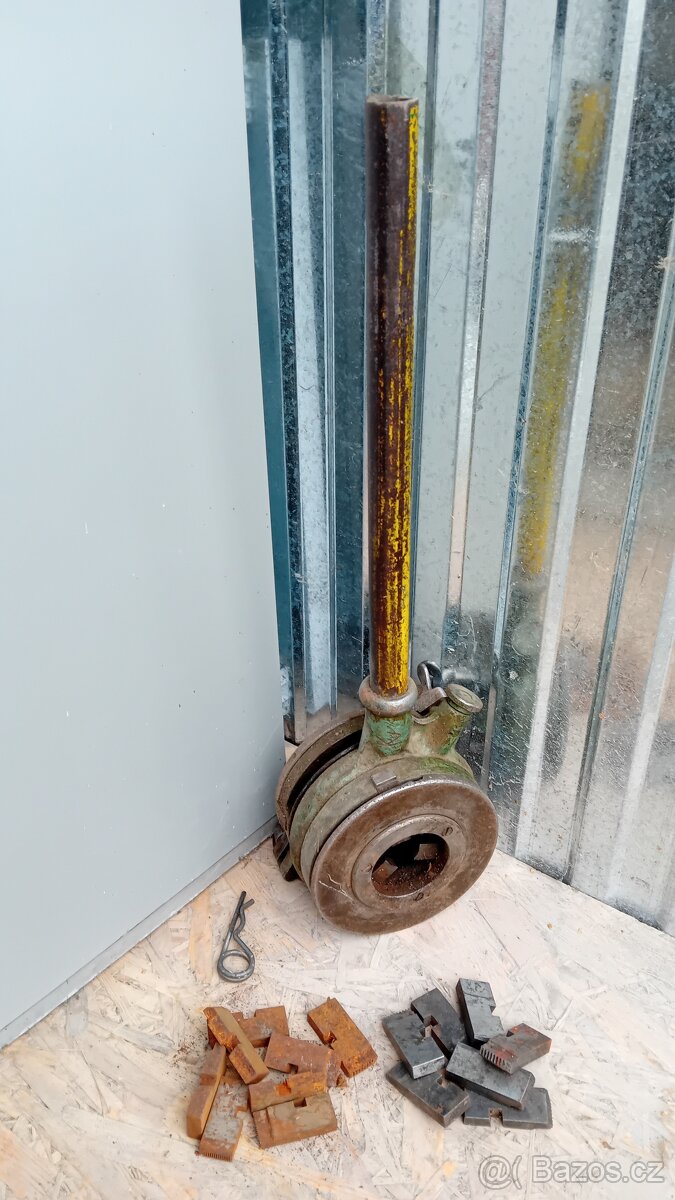 Závitořez - velká ruční závitnice