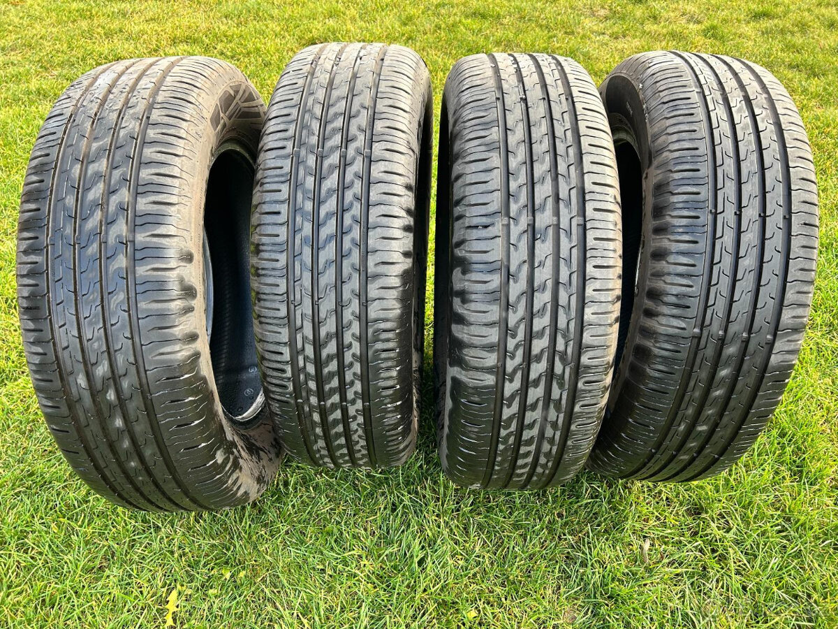 LETNÍ PNEU CONTINETAL 215/65/R17 - 7mm