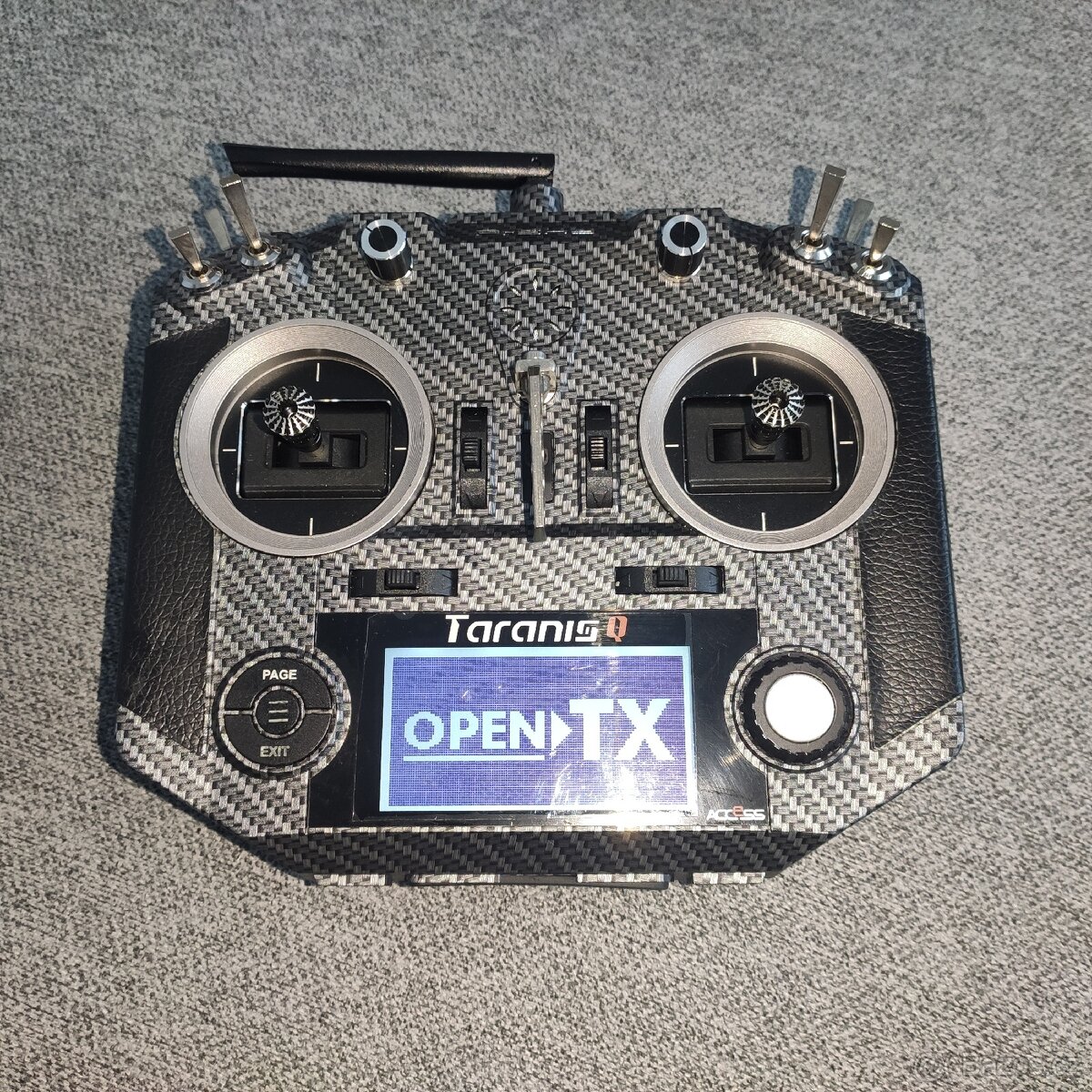 Frsky TARANIS QX7S