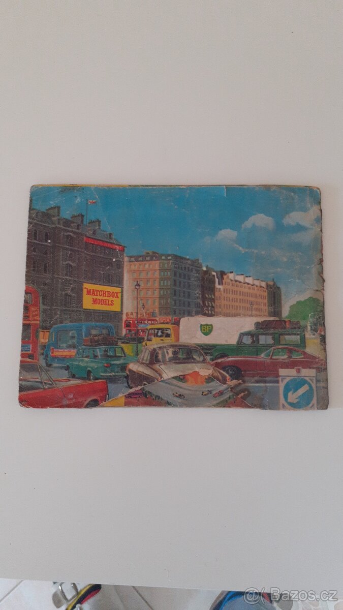 MATCHBOX KNÍŽKA MODELŮ