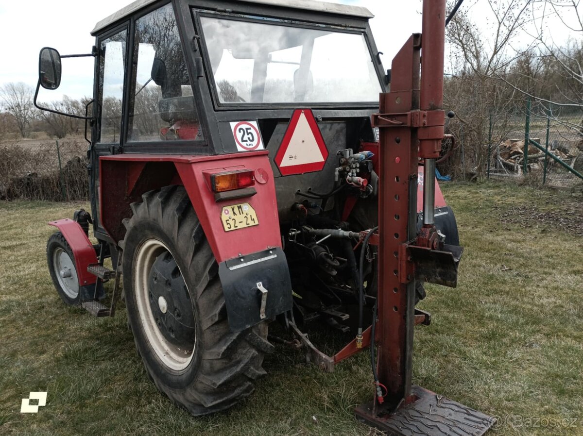 Zetor 6911,vlečka a další příslušenství