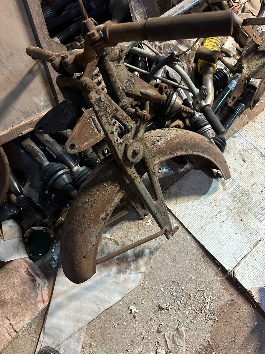 NSU Zdb 251/210 - Torzo