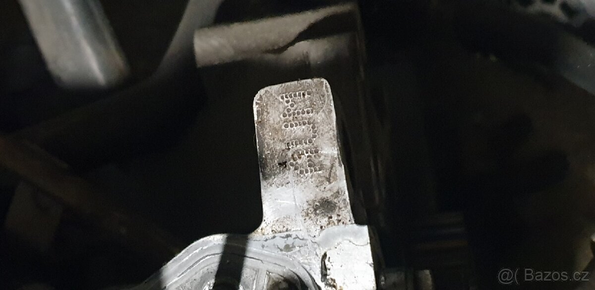 Prodam polomotor AUM 1.8T
