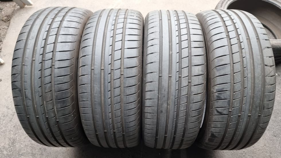 Letní pneu 215/45/18 Good Year
