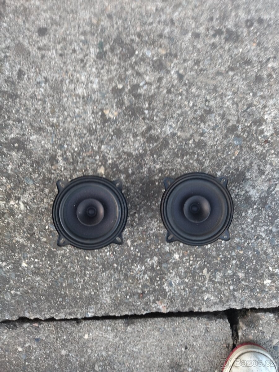 Škoda Felicia reproduktory