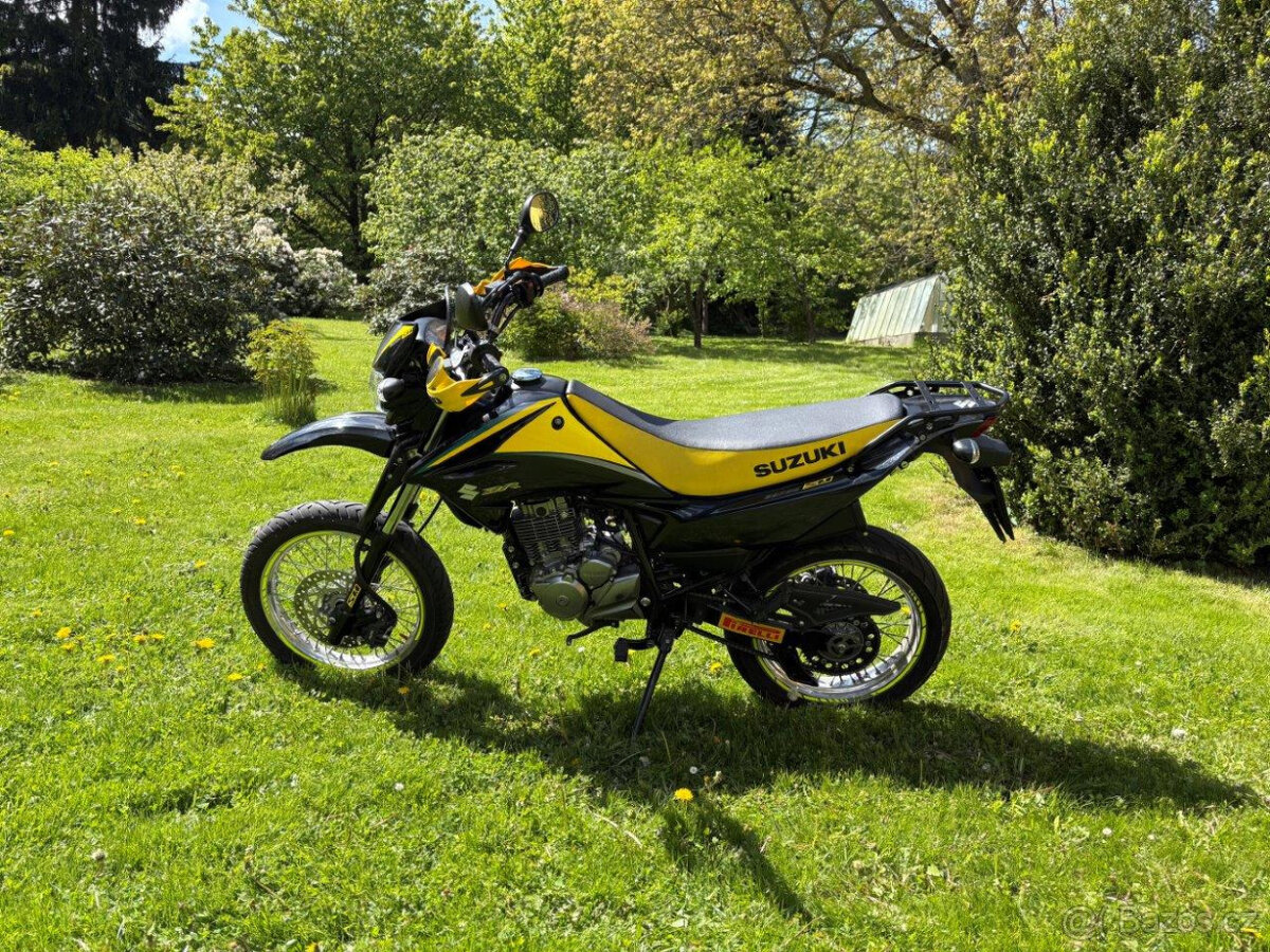 Suziki DR 125SM