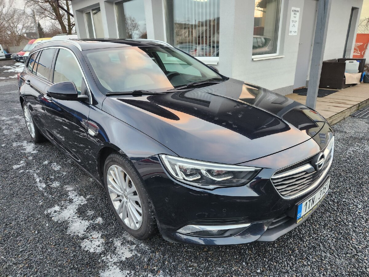Opel Insignia 2.0 D Panorama led Massage DPH