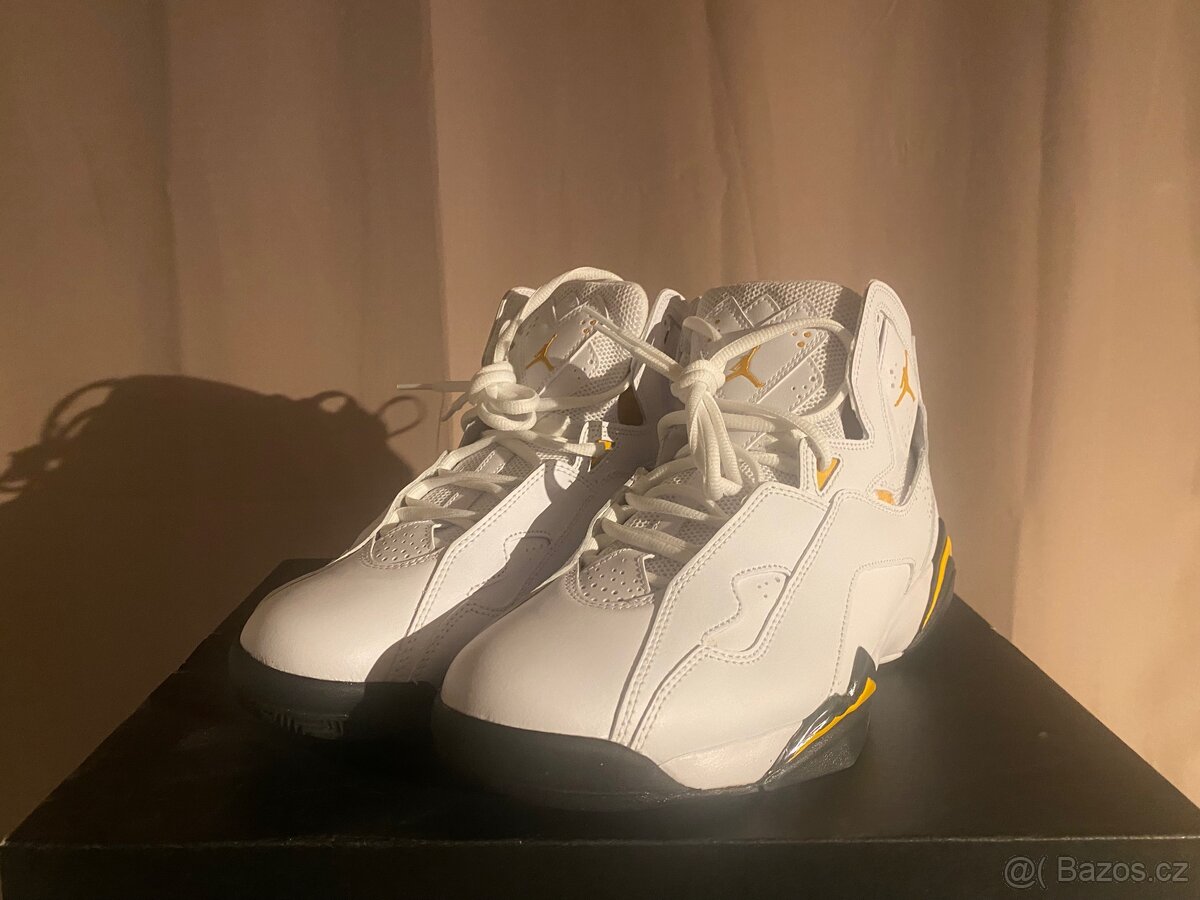 Jordan True Flight