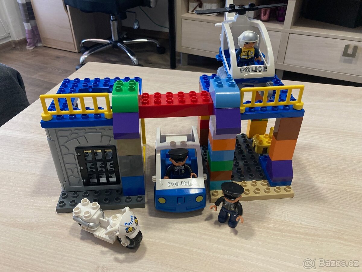 Lego duplo Policejní stanice 5681