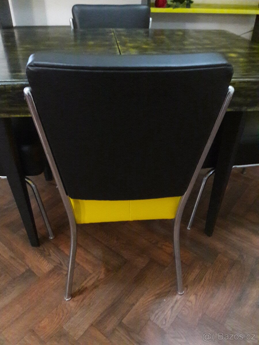 Retro židle a stůl