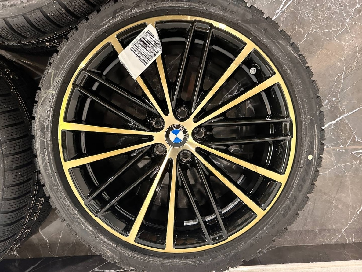 orig r19 BMW 5er G30 G31 635 Night Gold 6894839
