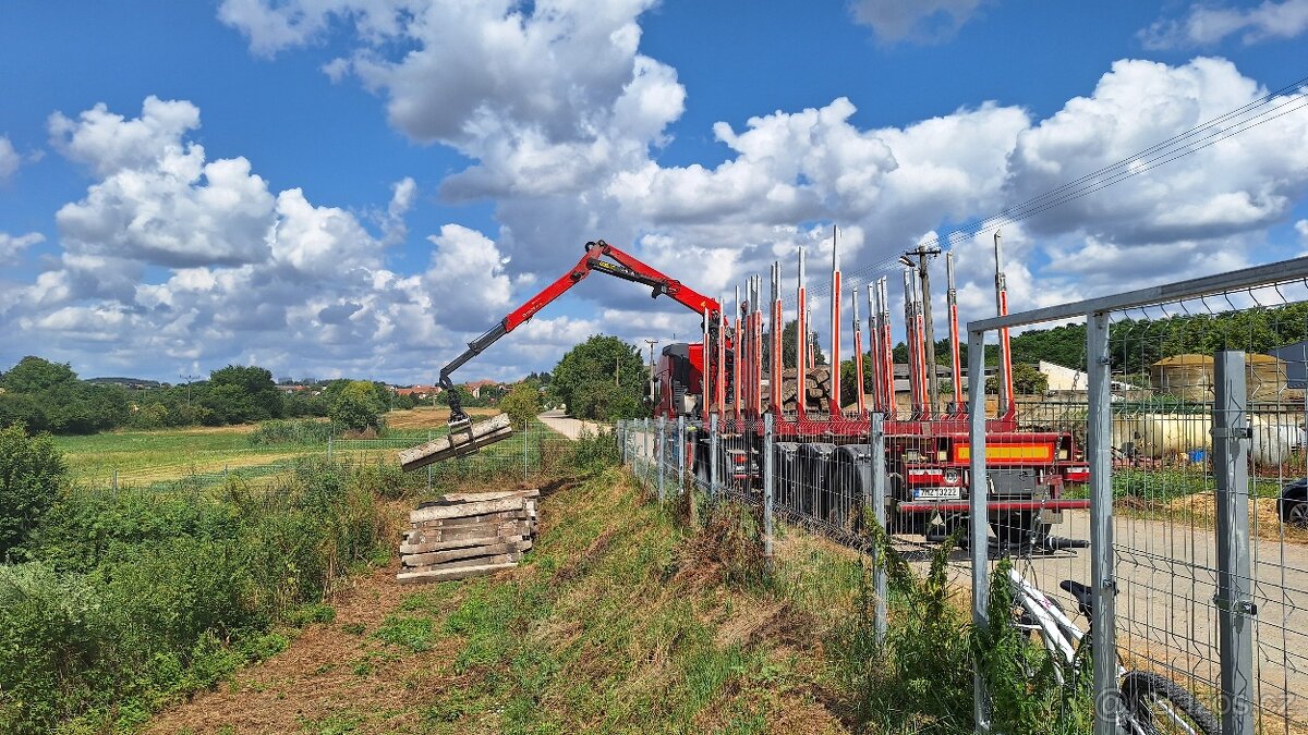 Betonové pražce - doprava možná.