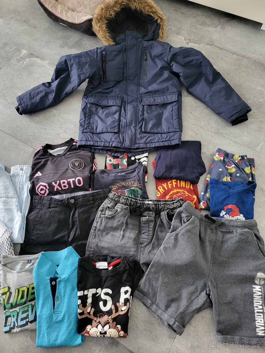 Zimní bunda a mix oblečení